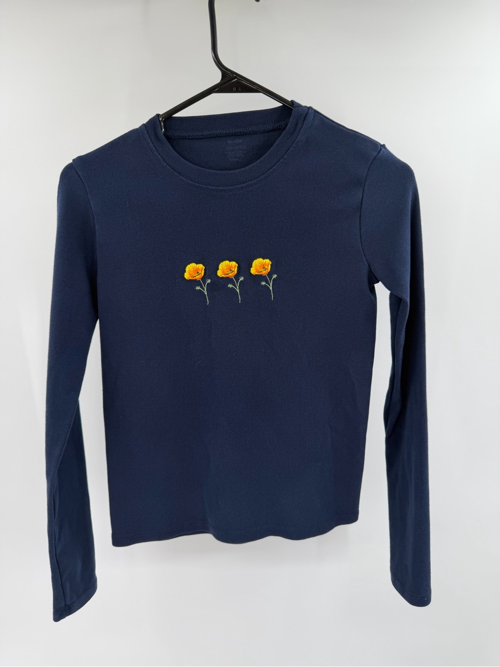 John Galt Brandy Melville Poppy’s Embroidered Navy Blue Longsleeve top small